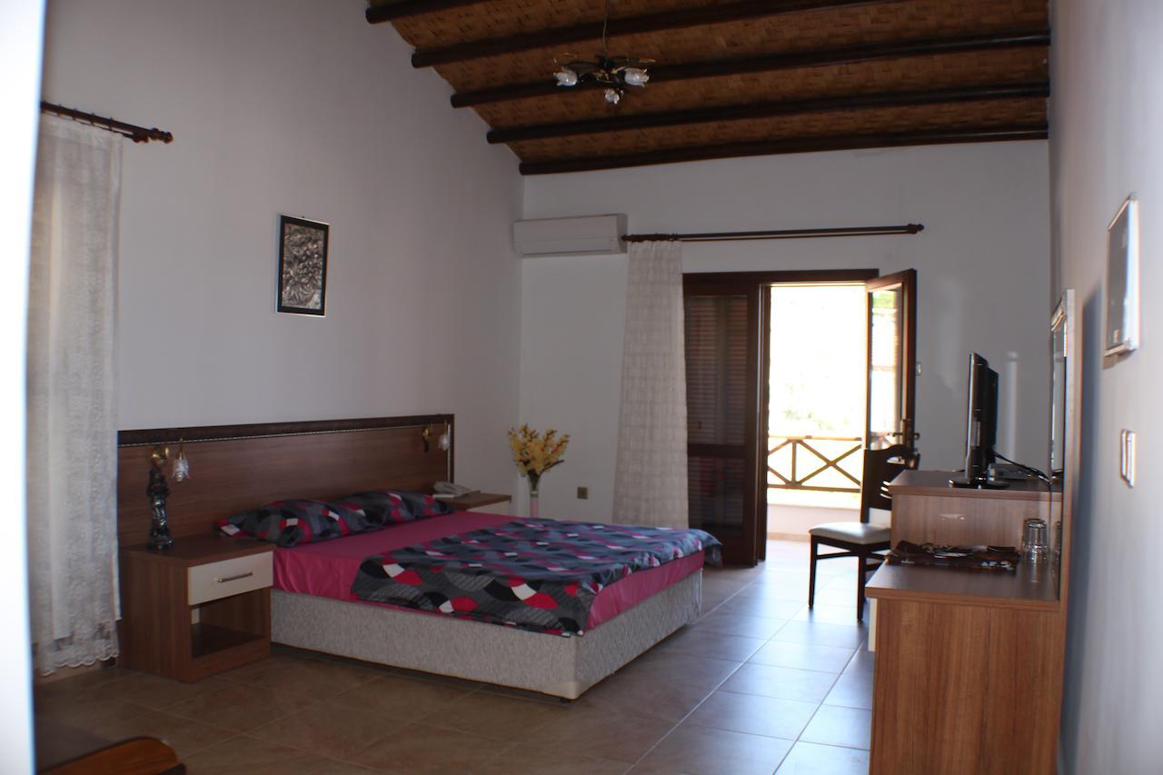 Vouni King Hotel Limnitis Room photo